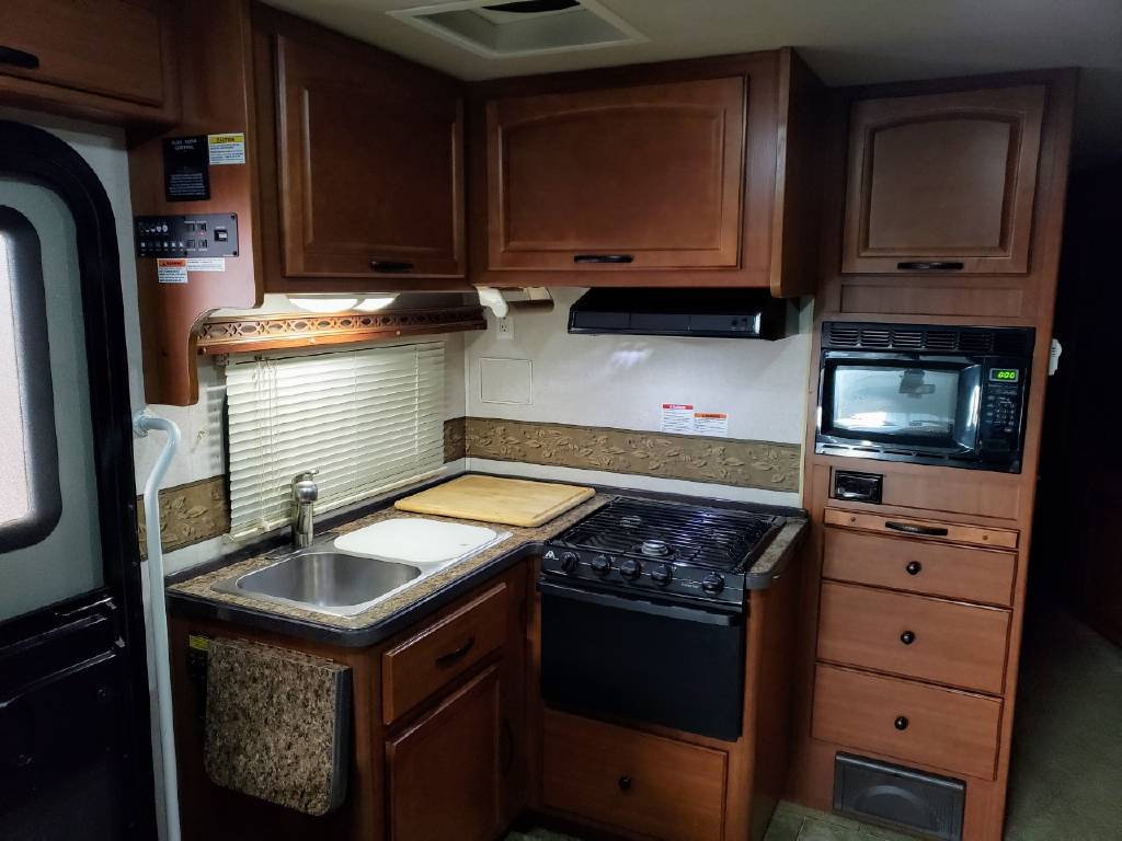 RV For Sale: Price Reduced 4