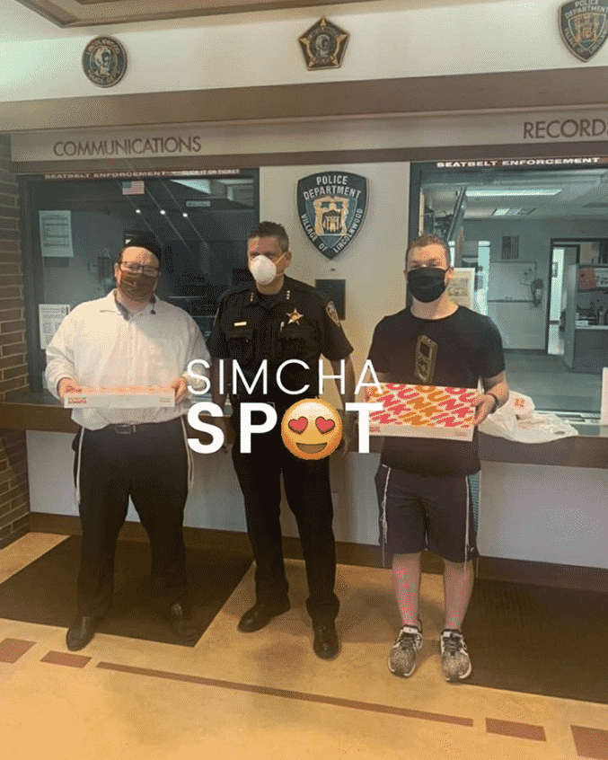SimchaSpot Followers Take up Social Media Challenge, Thanking Police Officers for their Service 3