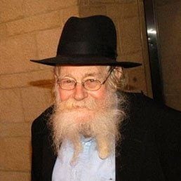 Family Requests Tefilos After Rabbi Steinsaltz Hospitalized In Serious Condition