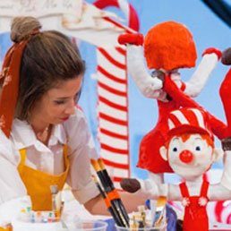 How Sweet It Is! Florida Kosher Baker Competes in Food Network’s Candy Land